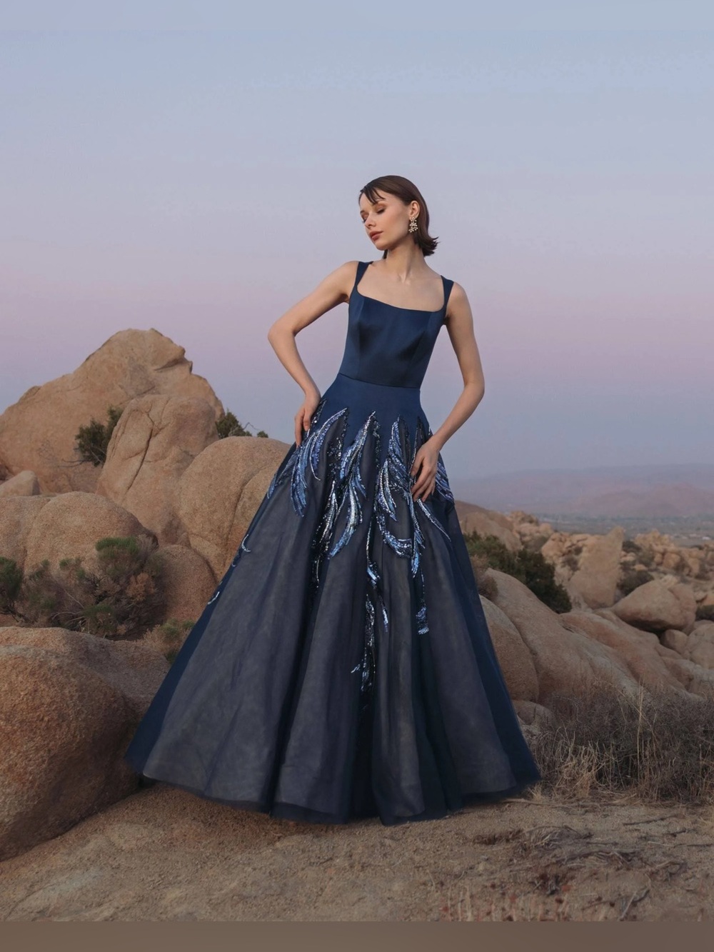 MAC DUGGAL
Navy Embellished Satin Ball Gown With Tulle Skirt Size 14 - Picture 3 of 9
